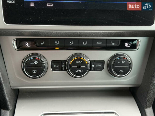 Сірий Фольксваген Пассат, об'ємом двигуна 1.97 л та пробігом 231 тис. км за 16950 $, фото 60 на Automoto.ua