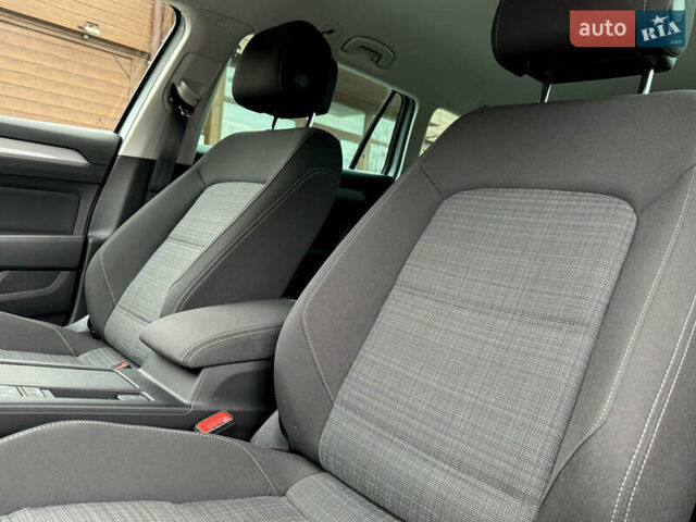 Серый Фольксваген Пассат, объемом двигателя 1.97 л и пробегом 227 тыс. км за 20499 $, фото 34 на Automoto.ua