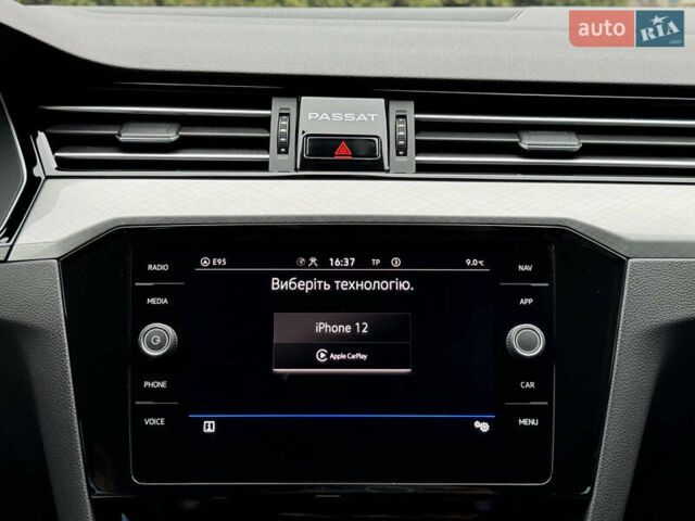 Серый Фольксваген Пассат, объемом двигателя 1.97 л и пробегом 227 тыс. км за 20499 $, фото 79 на Automoto.ua