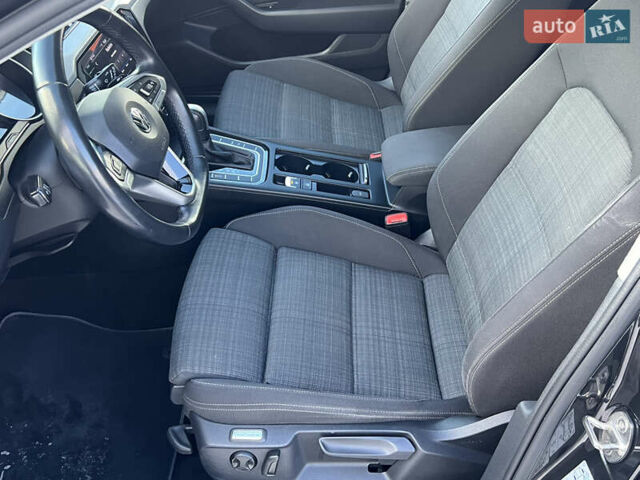 Сірий Фольксваген Пассат, об'ємом двигуна 1.97 л та пробігом 233 тис. км за 19932 $, фото 13 на Automoto.ua