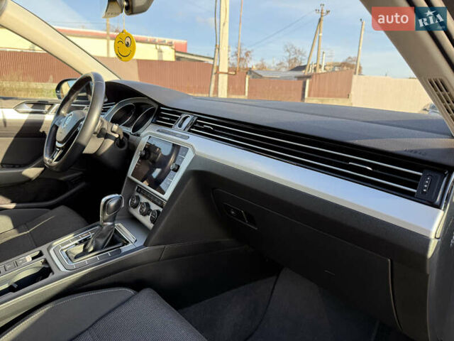 Сірий Фольксваген Пассат, об'ємом двигуна 2 л та пробігом 221 тис. км за 16500 $, фото 29 на Automoto.ua