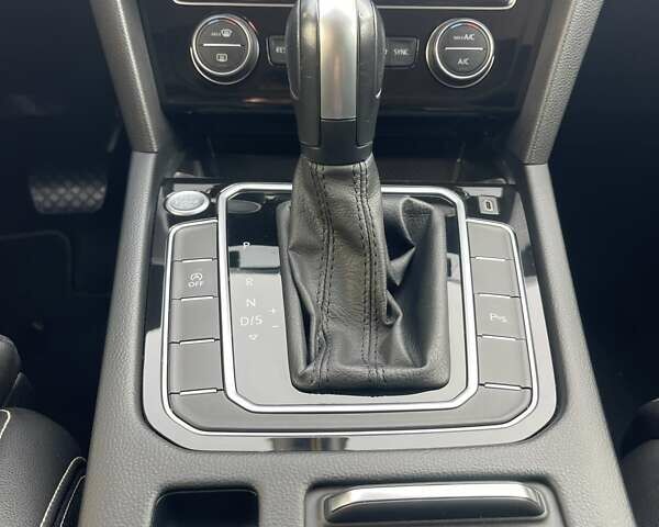 Серый Фольксваген Пассат, объемом двигателя 1.97 л и пробегом 188 тыс. км за 22500 $, фото 70 на Automoto.ua