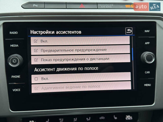 Сірий Фольксваген Пассат, об'ємом двигуна 2 л та пробігом 281 тис. км за 17500 $, фото 26 на Automoto.ua