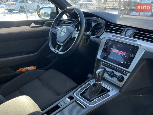 Серый Фольксваген Пассат, объемом двигателя 1.97 л и пробегом 276 тыс. км за 18200 $, фото 8 на Automoto.ua