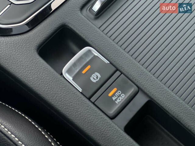 Сірий Фольксваген Пассат, об'ємом двигуна 2 л та пробігом 293 тис. км за 18200 $, фото 26 на Automoto.ua