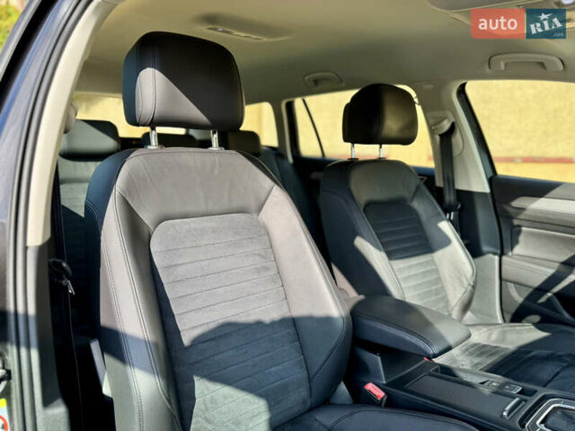 Фольксваген Пассат 2019 в Ужгороде на Automoto.ua Серый Фольксваген Пассат, объемом двигателя 1.97 л и пробегом 243 тыс. км за 18300 $, фото 52 на Automoto.ua