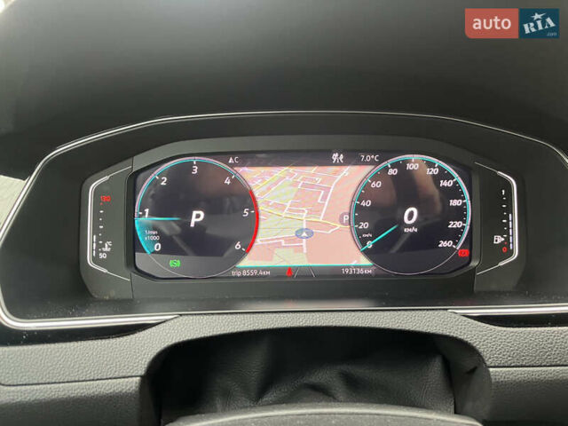 Серый Фольксваген Пассат, объемом двигателя 1.97 л и пробегом 193 тыс. км за 29900 $, фото 26 на Automoto.ua