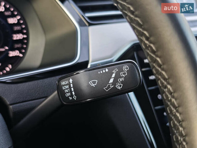 Сірий Фольксваген Пассат, об'ємом двигуна 2 л та пробігом 196 тис. км за 20999 $, фото 29 на Automoto.ua