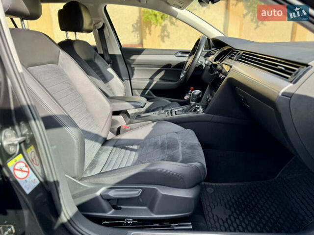 Фольксваген Пассат 2019 в Ужгороде на Automoto.ua Серый Фольксваген Пассат, объемом двигателя 1.97 л и пробегом 243 тыс. км за 18300 $, фото 44 на Automoto.ua