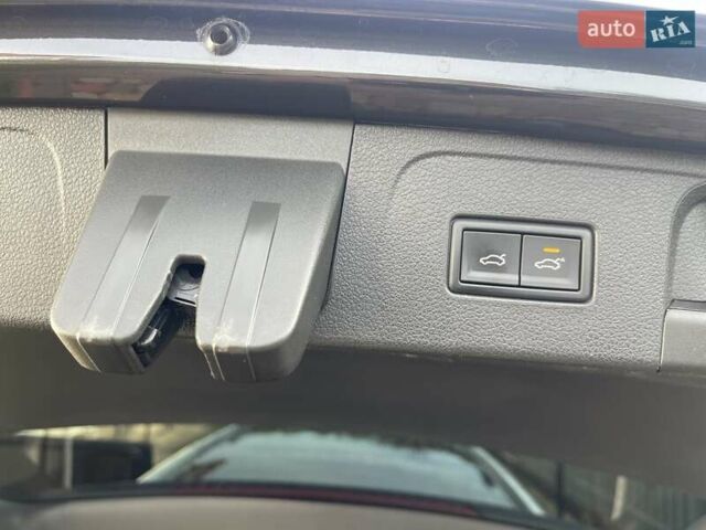 Серый Фольксваген Пассат, объемом двигателя 1.97 л и пробегом 188 тыс. км за 22500 $, фото 63 на Automoto.ua