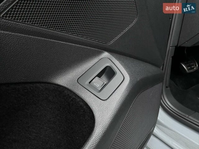 Сірий Фольксваген Пассат, об'ємом двигуна 2 л та пробігом 248 тис. км за 25800 $, фото 22 на Automoto.ua