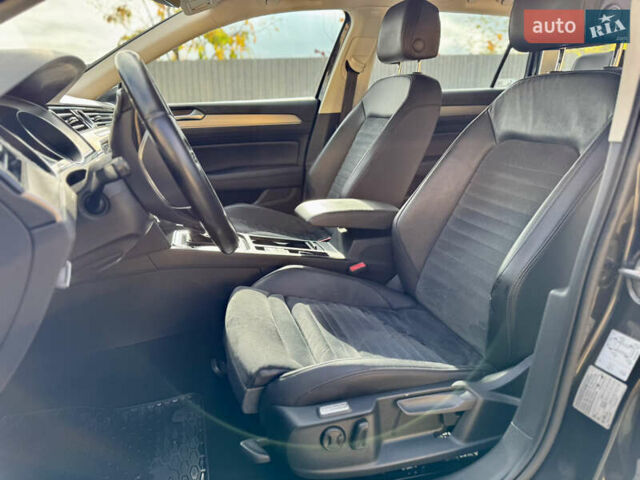 Фольксваген Пассат 2019 в Ужгороде на Automoto.ua Серый Фольксваген Пассат, объемом двигателя 1.97 л и пробегом 243 тыс. км за 18300 $, фото 21 на Automoto.ua