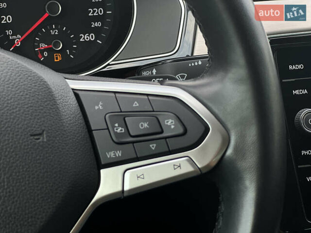 Сірий Фольксваген Пассат, об'ємом двигуна 2 л та пробігом 293 тис. км за 18200 $, фото 23 на Automoto.ua