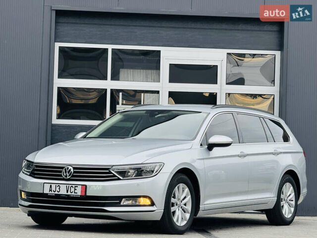 Серый Фольксваген Пассат, объемом двигателя 2 л и пробегом 281 тыс. км за 17100 $, фото 1 на Automoto.ua