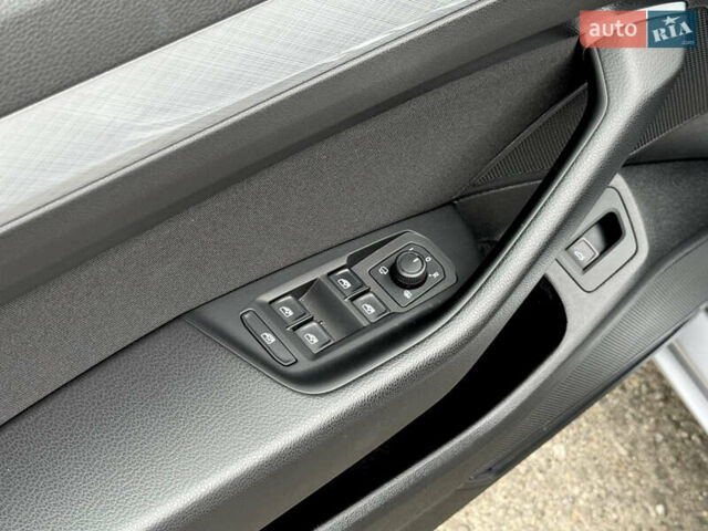 Серый Фольксваген Пассат, объемом двигателя 1.97 л и пробегом 227 тыс. км за 20499 $, фото 32 на Automoto.ua