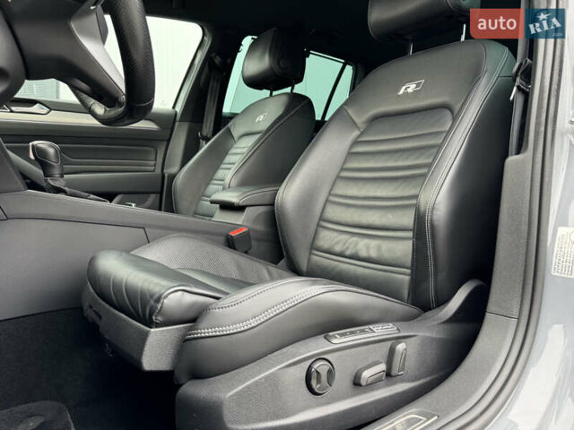 Сірий Фольксваген Пассат, об'ємом двигуна 2 л та пробігом 248 тис. км за 25800 $, фото 29 на Automoto.ua