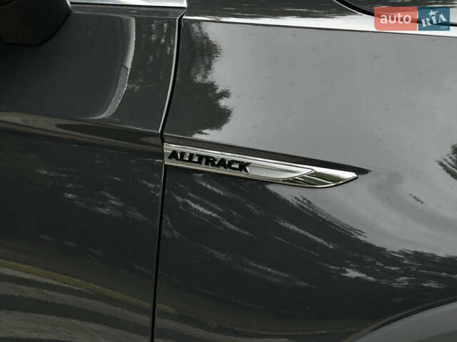 Серый Фольксваген Пассат, объемом двигателя 1.97 л и пробегом 259 тыс. км за 23999 $, фото 10 на Automoto.ua