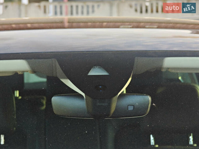 Сірий Фольксваген Пассат, об'ємом двигуна 2 л та пробігом 196 тис. км за 20999 $, фото 11 на Automoto.ua