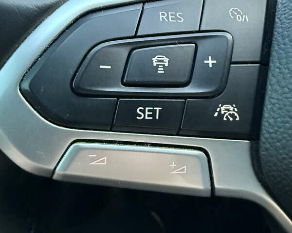 Сірий Фольксваген Пассат, об'ємом двигуна 1.97 л та пробігом 254 тис. км за 20200 $, фото 21 на Automoto.ua