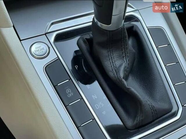 Серый Фольксваген Пассат, объемом двигателя 2 л и пробегом 245 тыс. км за 16700 $, фото 20 на Automoto.ua