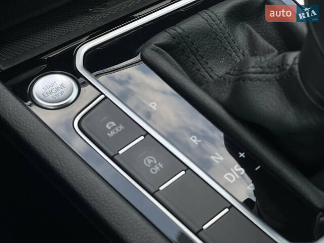 Сірий Фольксваген Пассат, об'ємом двигуна 2 л та пробігом 293 тис. км за 18200 $, фото 25 на Automoto.ua