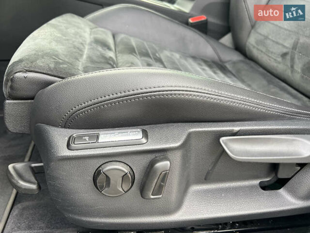 Сірий Фольксваген Пассат, об'ємом двигуна 1.97 л та пробігом 299 тис. км за 18450 $, фото 26 на Automoto.ua
