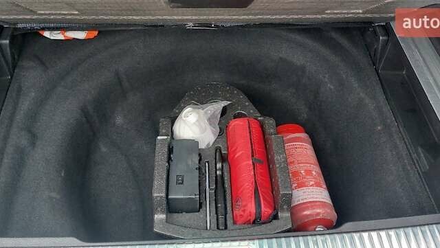 Сірий Фольксваген Пассат, об'ємом двигуна 1.97 л та пробігом 139 тис. км за 18300 $, фото 4 на Automoto.ua