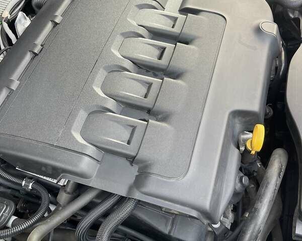 Серый Фольксваген Пассат, объемом двигателя 1.97 л и пробегом 188 тыс. км за 22500 $, фото 54 на Automoto.ua