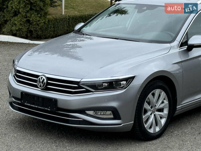 Серый Фольксваген Пассат, объемом двигателя 1.97 л и пробегом 227 тыс. км за 20499 $, фото 12 на Automoto.ua