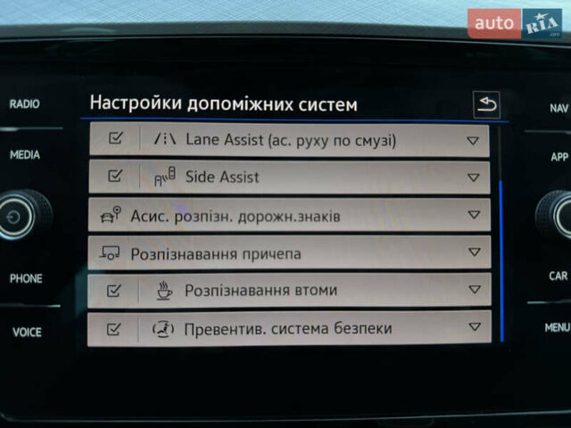 Серый Фольксваген Пассат, объемом двигателя 2 л и пробегом 220 тыс. км за 19800 $, фото 71 на Automoto.ua