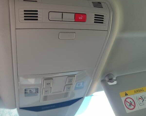 Серый Фольксваген Пассат, объемом двигателя 2 л и пробегом 260 тыс. км за 19281 $, фото 26 на Automoto.ua