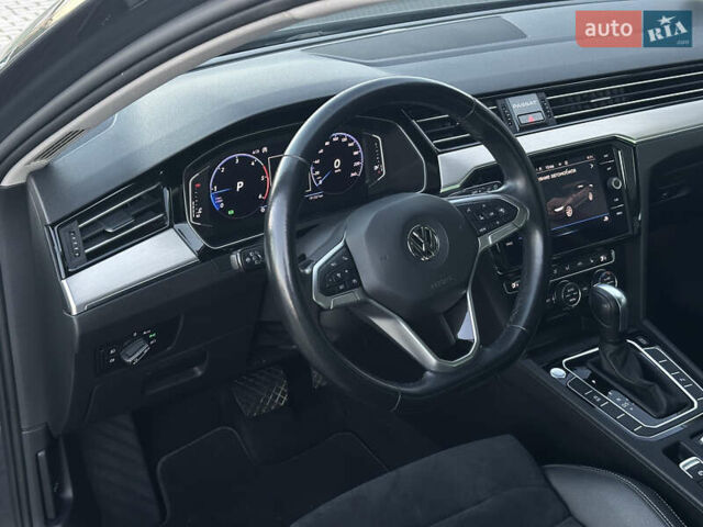 Сірий Фольксваген Пассат, об'ємом двигуна 1.97 л та пробігом 191 тис. км за 21200 $, фото 12 на Automoto.ua