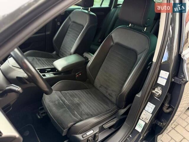 Фольксваген Пассат 2020 в Ужгороде на Automoto.ua Серый Фольксваген Пассат, объемом двигателя 1.97 л и пробегом 190 тыс. км за 20999 $, фото 10 на Automoto.ua