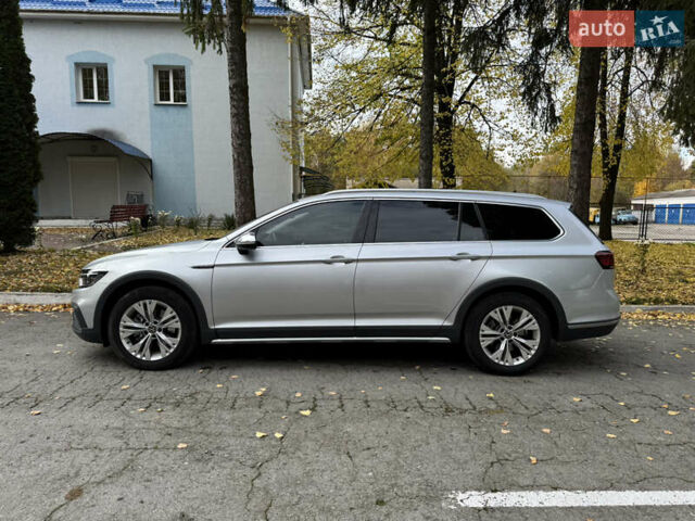 Серый Фольксваген Пассат, объемом двигателя 1.97 л и пробегом 138 тыс. км за 28400 $, фото 3 на Automoto.ua