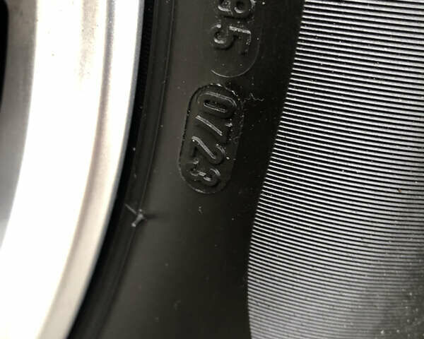 Серый Фольксваген Пассат, объемом двигателя 1.97 л и пробегом 185 тыс. км за 22950 $, фото 26 на Automoto.ua