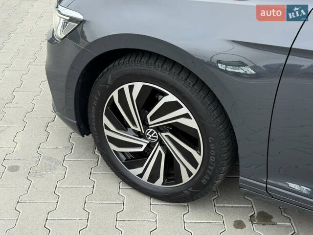 Сірий Фольксваген Пассат, об'ємом двигуна 2 л та пробігом 269 тис. км за 18750 $, фото 41 на Automoto.ua