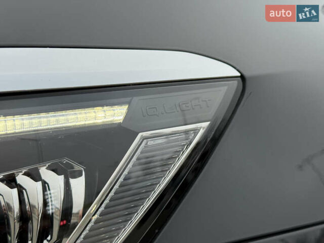 Сірий Фольксваген Пассат, об'ємом двигуна 2 л та пробігом 269 тис. км за 18750 $, фото 27 на Automoto.ua