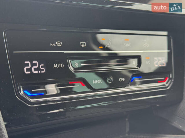 Серый Фольксваген Пассат, объемом двигателя 2 л и пробегом 216 тыс. км за 21300 $, фото 22 на Automoto.ua