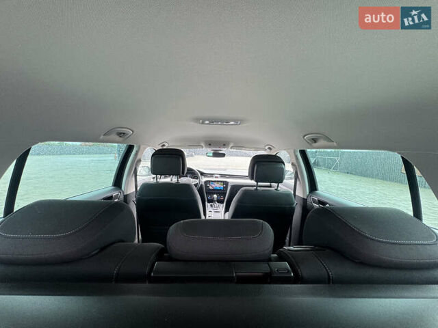 Серый Фольксваген Пассат, объемом двигателя 2 л и пробегом 216 тыс. км за 21300 $, фото 32 на Automoto.ua