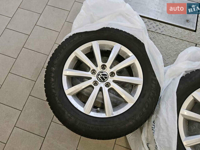 Серый Фольксваген Пассат, объемом двигателя 1.97 л и пробегом 185 тыс. км за 22950 $, фото 92 на Automoto.ua