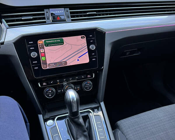 Серый Фольксваген Пассат, объемом двигателя 1.97 л и пробегом 265 тыс. км за 22300 $, фото 35 на Automoto.ua