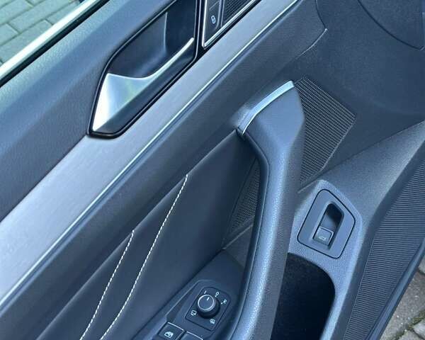 Сірий Фольксваген Пассат, об'ємом двигуна 1.97 л та пробігом 191 тис. км за 20900 $, фото 36 на Automoto.ua