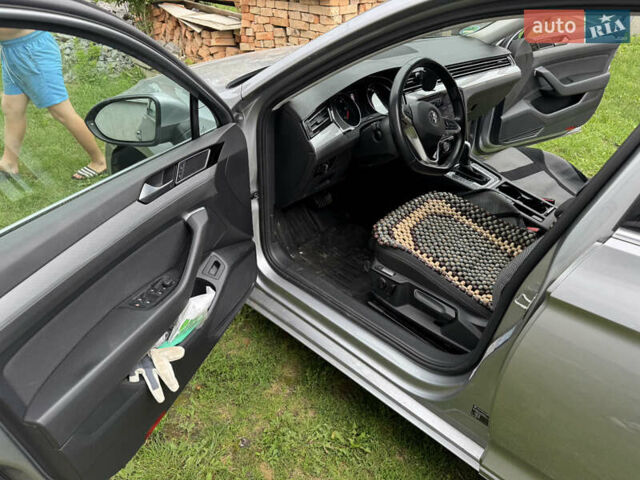 Сірий Фольксваген Пассат, об'ємом двигуна 1.97 л та пробігом 160 тис. км за 21000 $, фото 6 на Automoto.ua