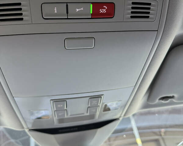 Серый Фольксваген Пассат, объемом двигателя 1.97 л и пробегом 265 тыс. км за 22300 $, фото 26 на Automoto.ua