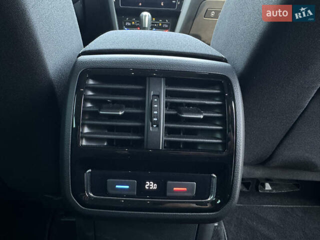 Серый Фольксваген Пассат, объемом двигателя 2 л и пробегом 170 тыс. км за 21900 $, фото 25 на Automoto.ua