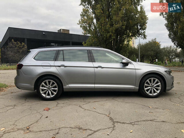 Серый Фольксваген Пассат, объемом двигателя 1.97 л и пробегом 185 тыс. км за 22950 $, фото 12 на Automoto.ua