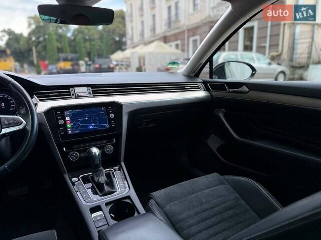 Фольксваген Пассат 2020 в Ужгороде на Automoto.ua Серый Фольксваген Пассат, объемом двигателя 1.97 л и пробегом 190 тыс. км за 20999 $, фото 34 на Automoto.ua