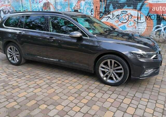 Серый Фольксваген Пассат, объемом двигателя 2 л и пробегом 162 тыс. км за 26000 $, фото 73 на Automoto.ua