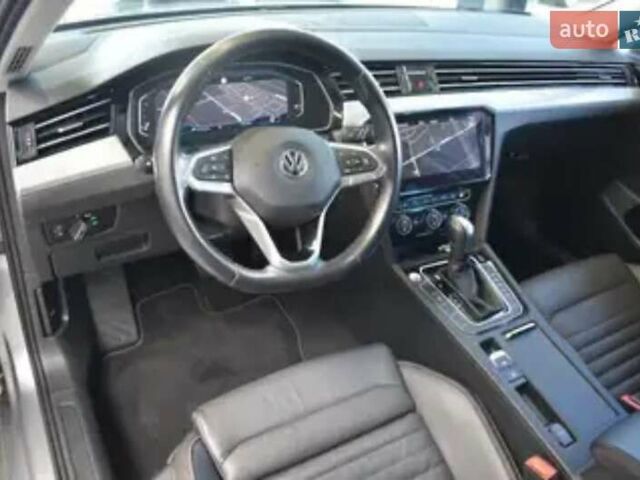 Сірий Фольксваген Пассат, об'ємом двигуна 2 л та пробігом 140 тис. км за 28250 $, фото 6 на Automoto.ua