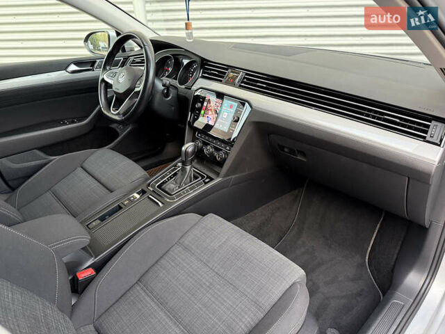 Серый Фольксваген Пассат, объемом двигателя 2 л и пробегом 205 тыс. км за 19500 $, фото 25 на Automoto.ua